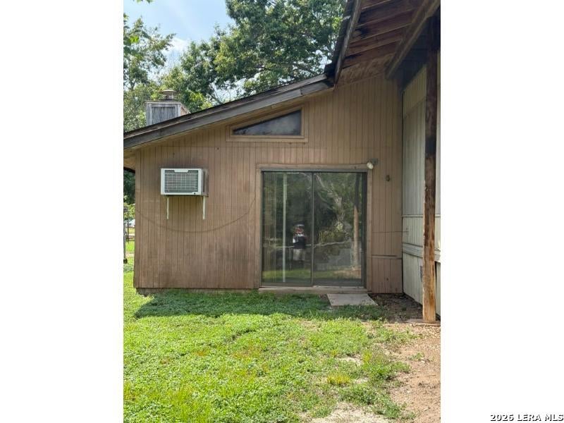 709 RIDGECLIFF DR