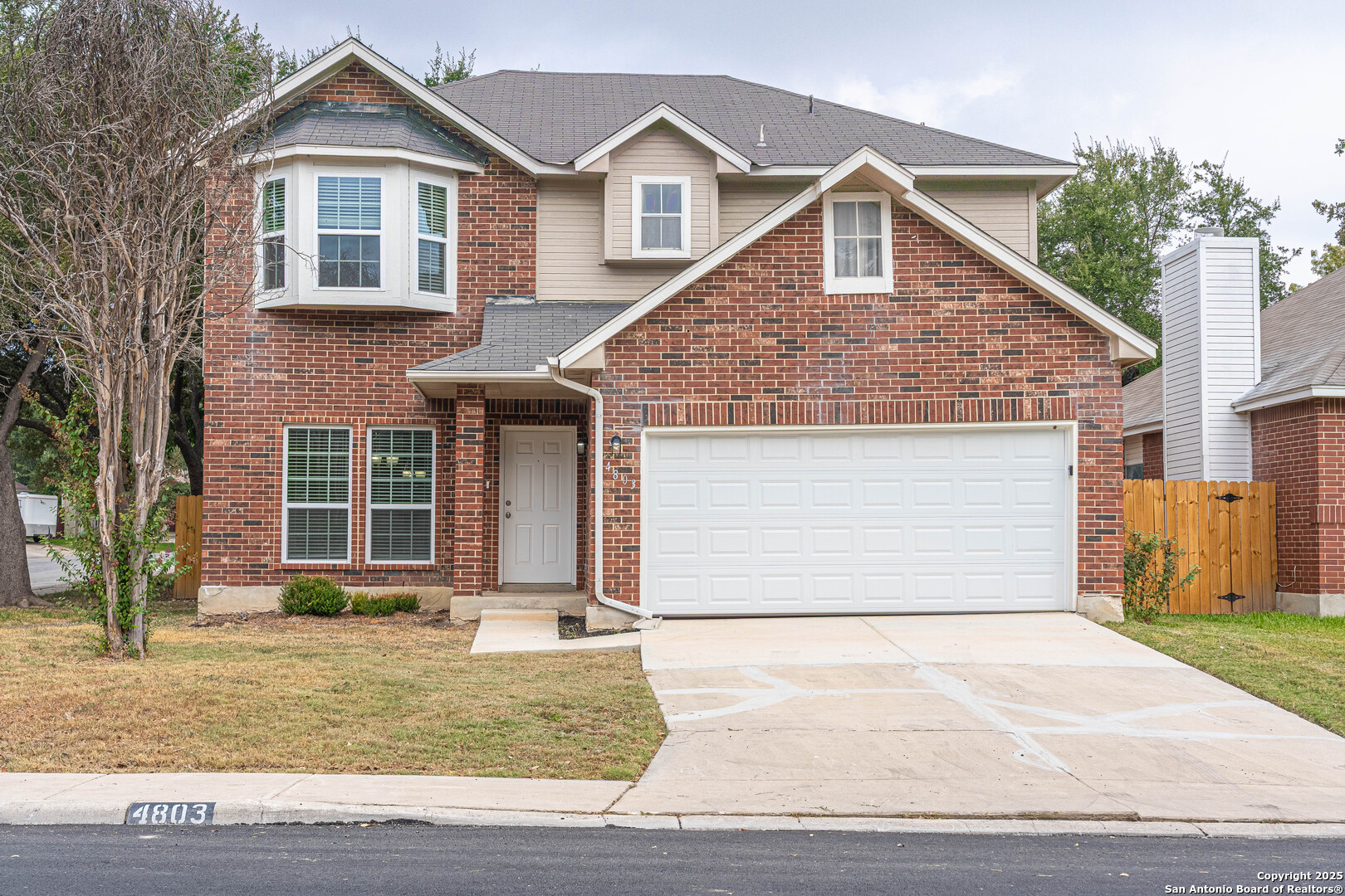 Photo 1 of 39 — 4803 Aspen, San Antonio, TX 78217