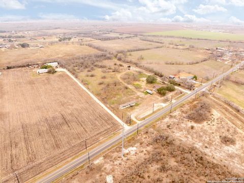 A home in Atascosa