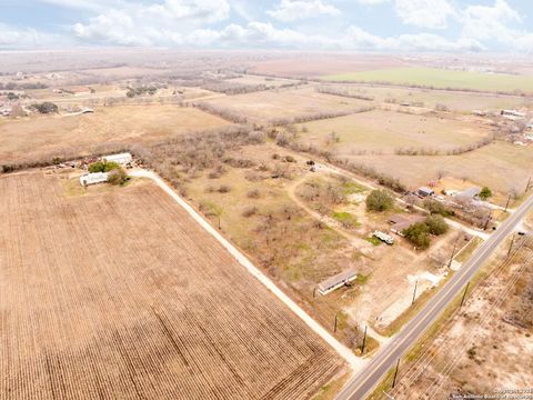 A home in Atascosa