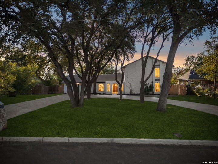 Photo 1 of 70 — 1422 E Sunshine Dr, San Antonio, TX 78228