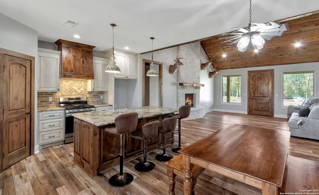 Photo of LOT H 497 Cr 124, Floresville, TX 78114 (MLS # 1927024)