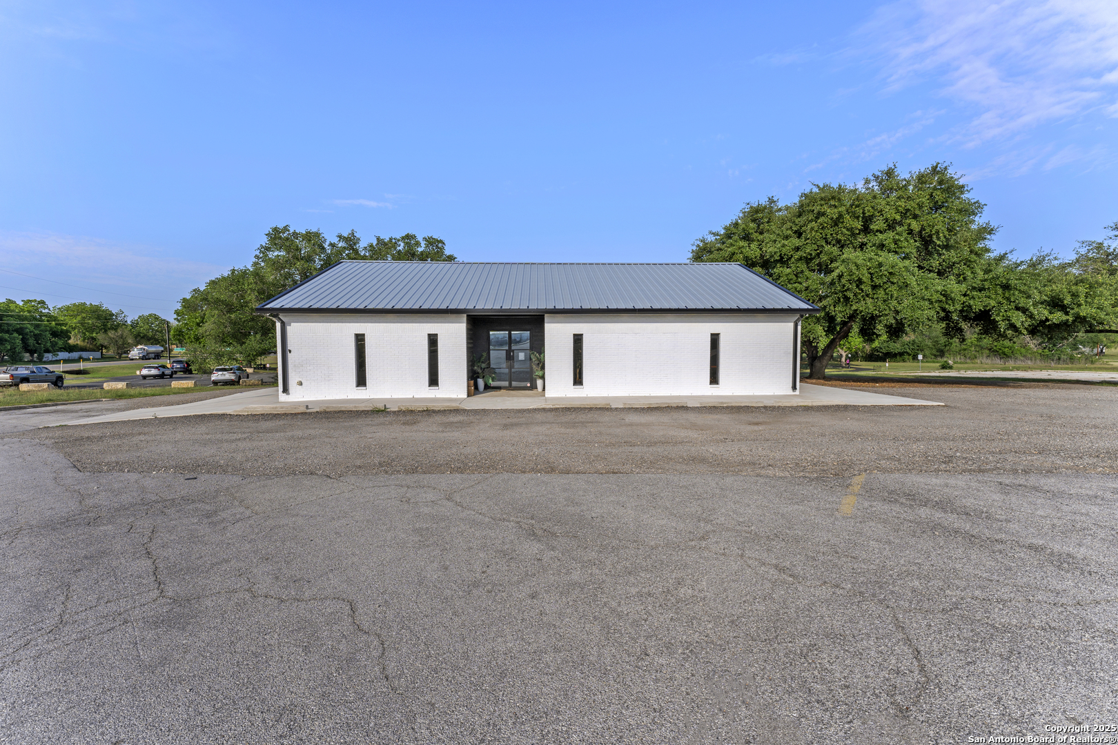 1301 Hospital Blvd BLDG
