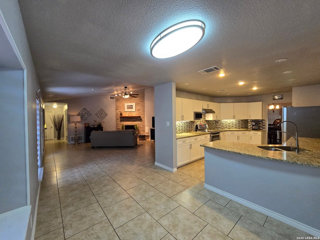 Photo of 7019 Holly Mountain St, San Antonio, TX 78250 (MLS # 1993202)