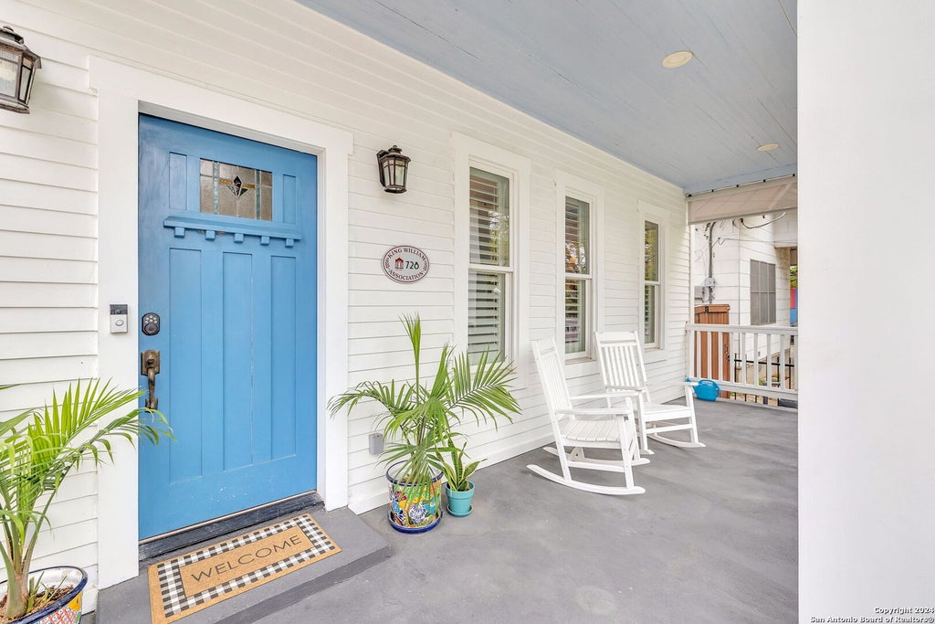 Photo of 728 E Guenther St, San Antonio, TX 78210 (MLS # 1956879)