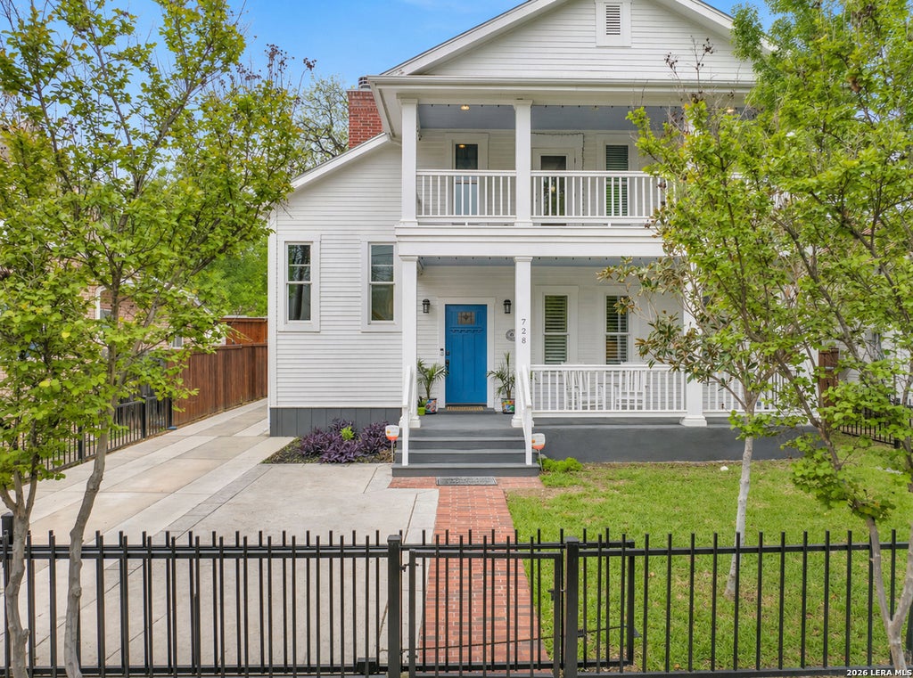 Photo of 728 E Guenther St, San Antonio, TX 78210 (MLS # 1956879)