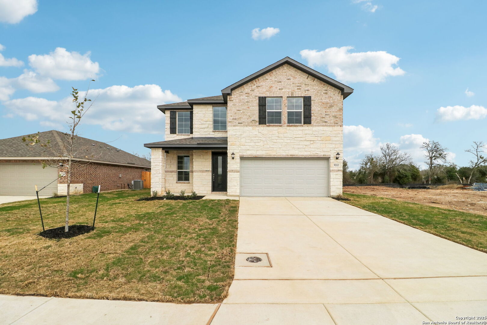 9212 Carmel View