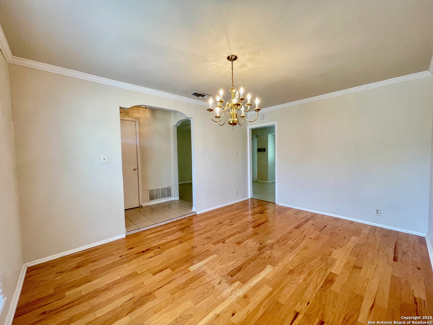 6714 Straw Flower St