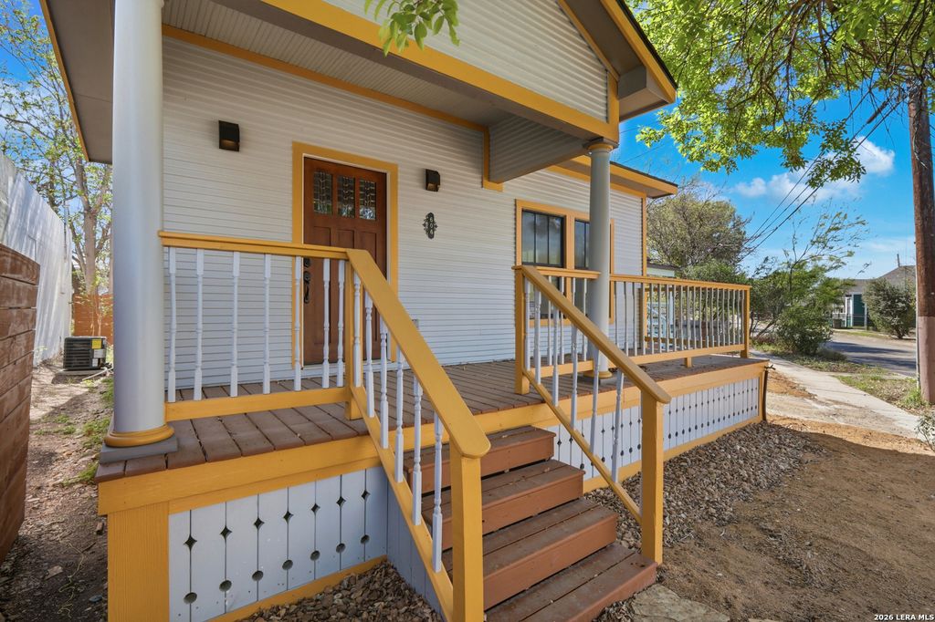 Photo of 608 Labor, San Antonio, TX 78210 (MLS # 1949192)