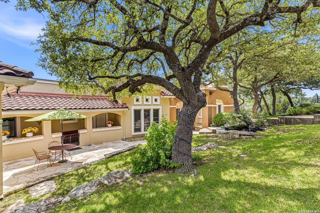 Photo of 6 Lantana Ridge, San Antonio, TX 78258 (MLS # 1971364)