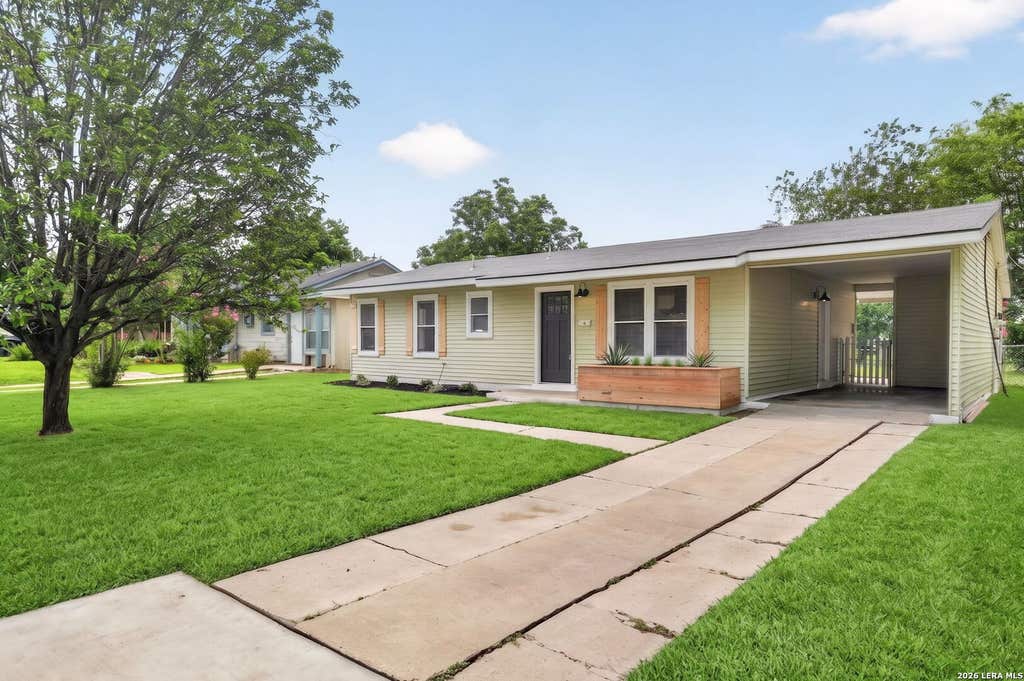 Photo of 210 HARCOURT AVE, San Antonio, TX 78223 (MLS # 1973354)