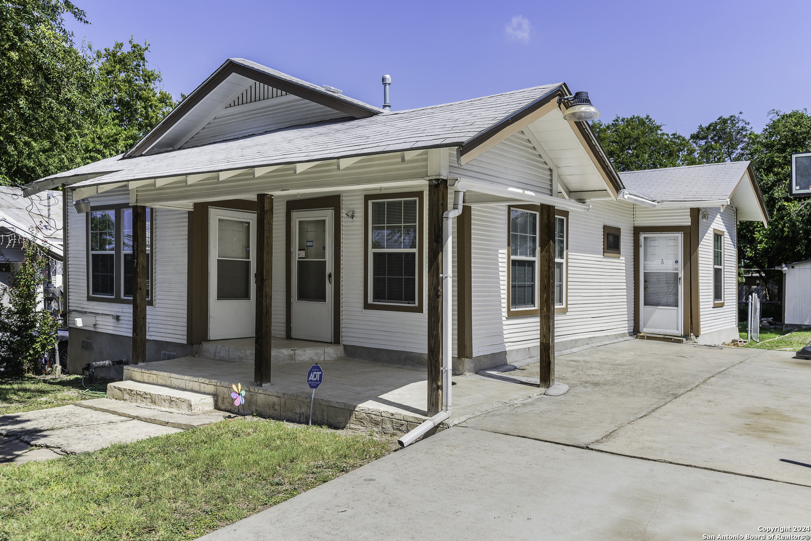 837 WESTFALL AVE