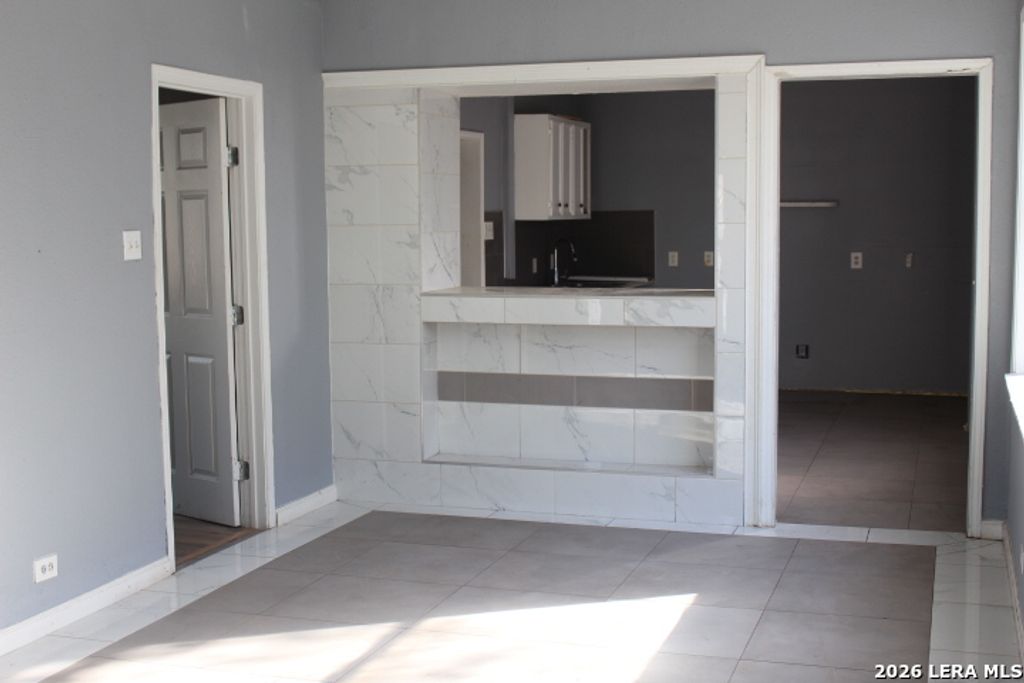 Photo of 830 Steves Ave, San Antonio, TX 78210 (MLS # 1949118)