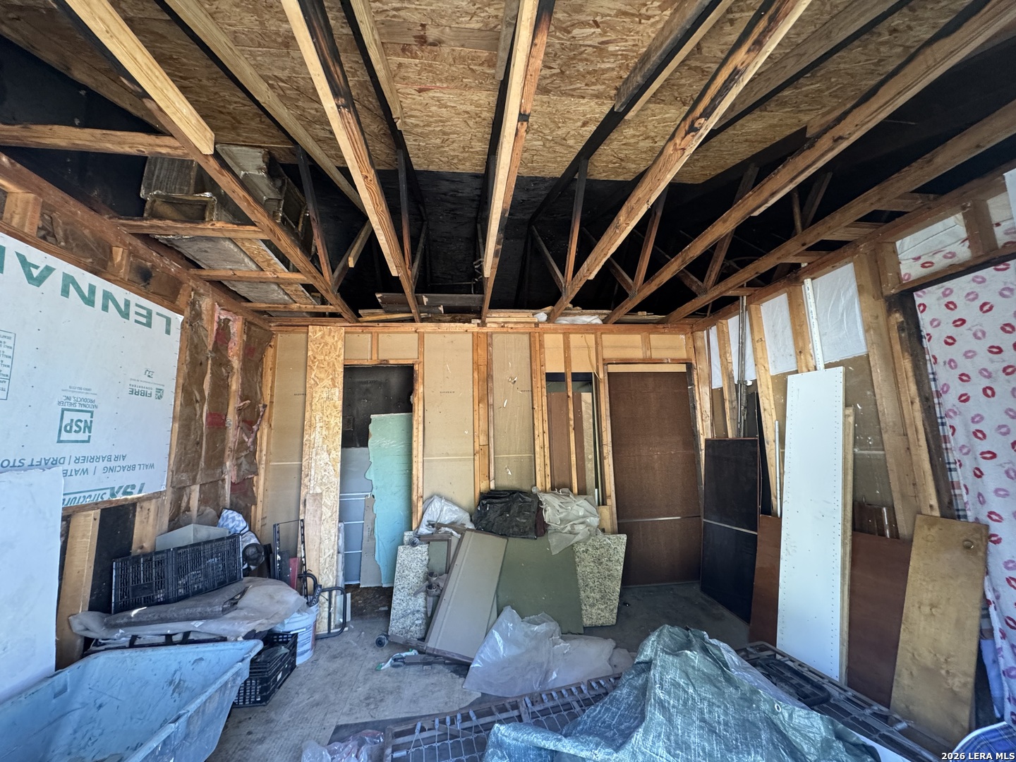 7007 CASTLERIDGE