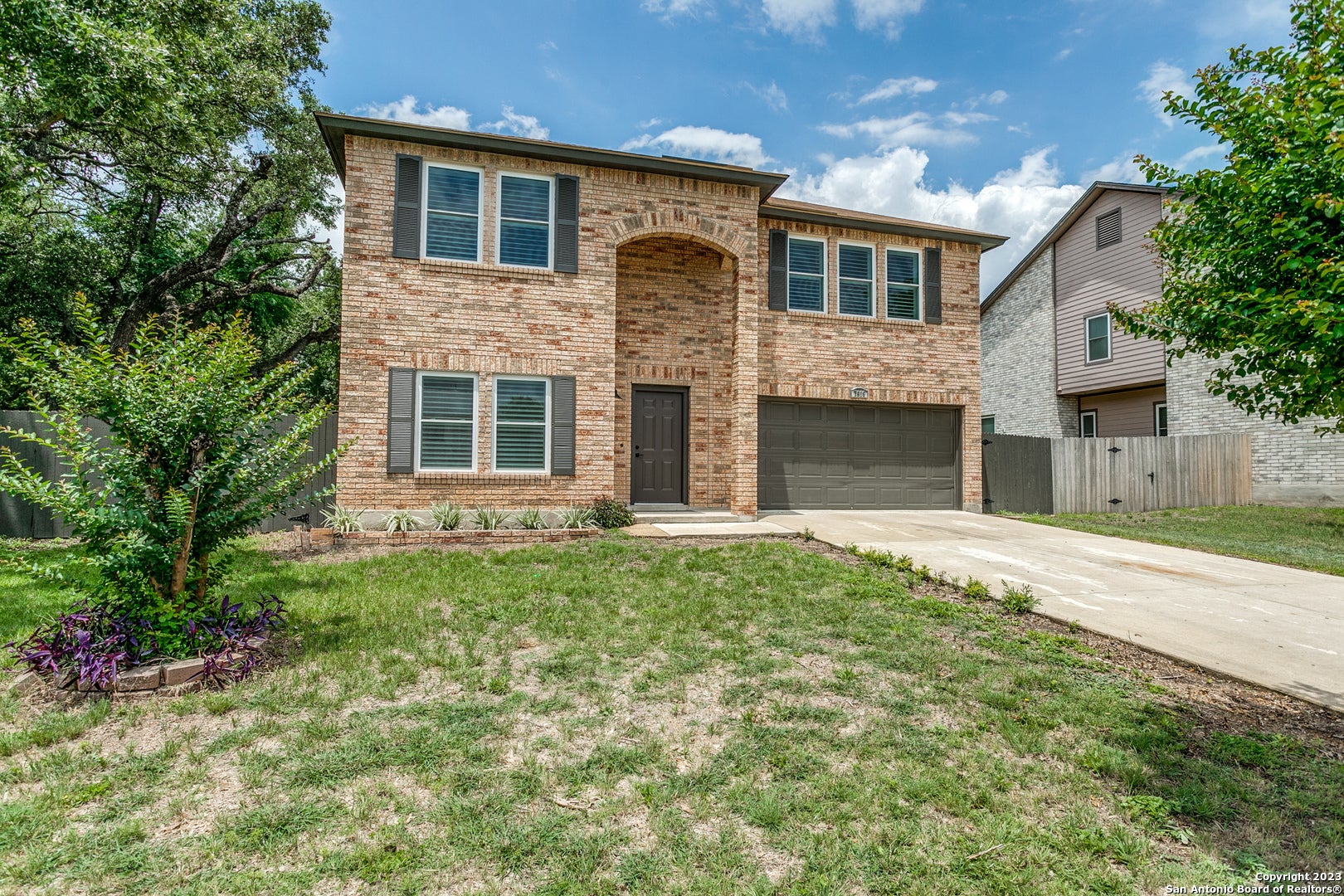 7619 Valley Trails St