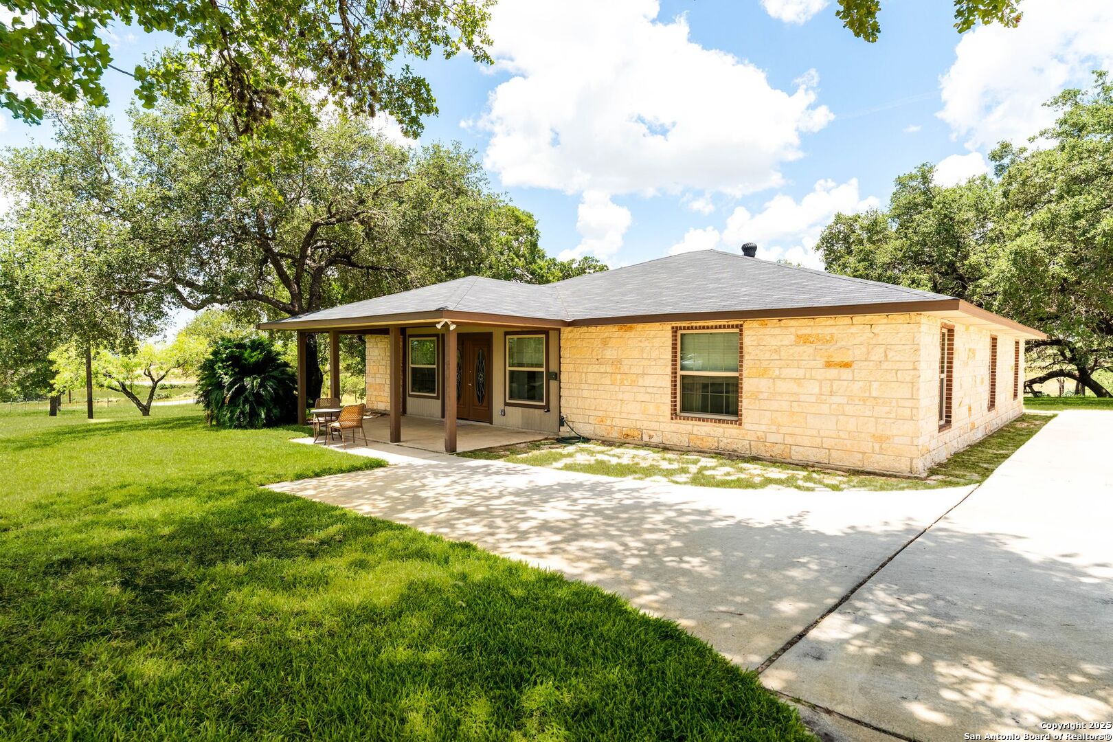 103 Misty Bend