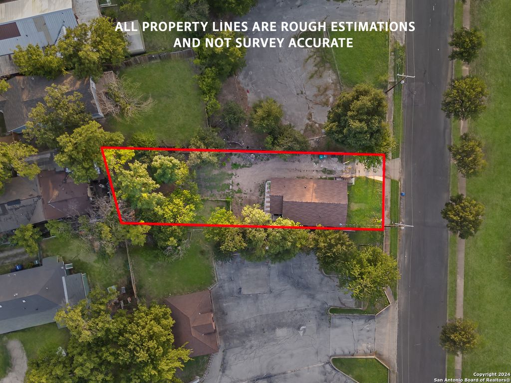 Photo of 928 HEDGES ST, San Antonio, TX 78203 (MLS # 1882483)