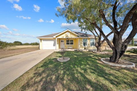 A home in Jourdanton