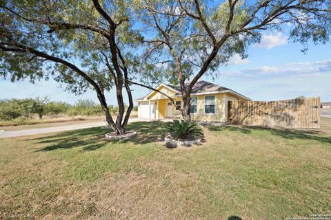 A home in Jourdanton