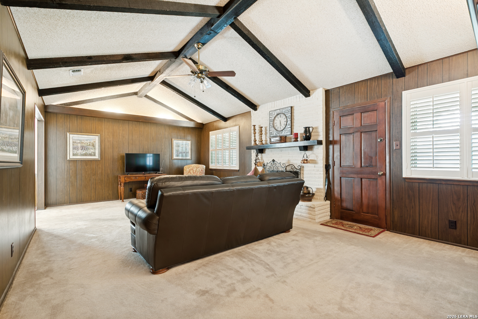 5819 DEAN MARTIN ST