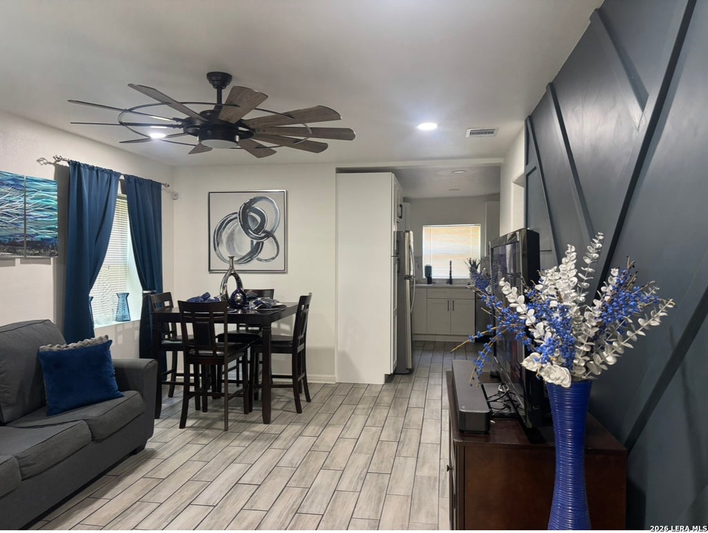 Photo of 129 Halliday, San Antonio, TX 78210 (MLS # 2011976)