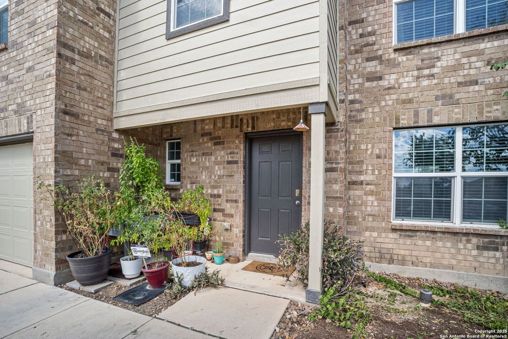 Photo of 11715 Blackmore Leap, San Antonio, TX 78245 (MLS # 1929868)