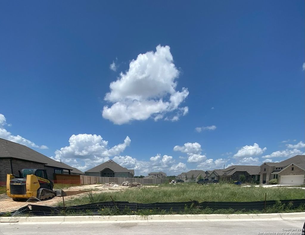 Photo of 315 Foxtail Path, Cibolo, TX 78108 (MLS # 1889704)