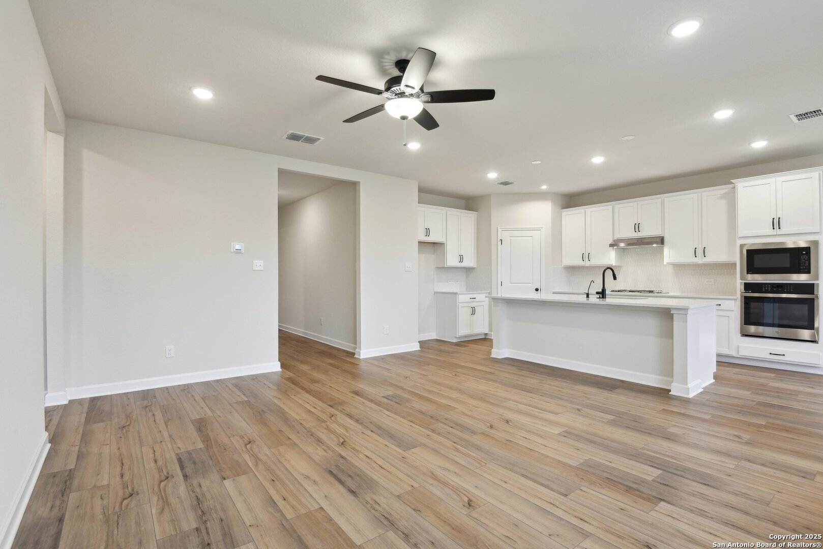 12107 Vista Flats