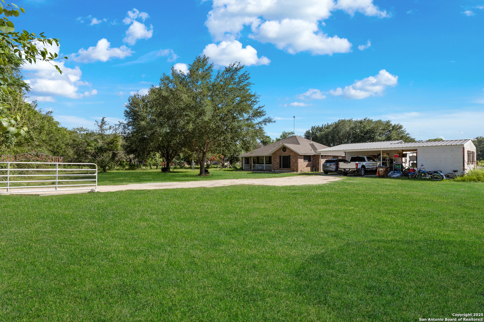 15563 S Skaggs