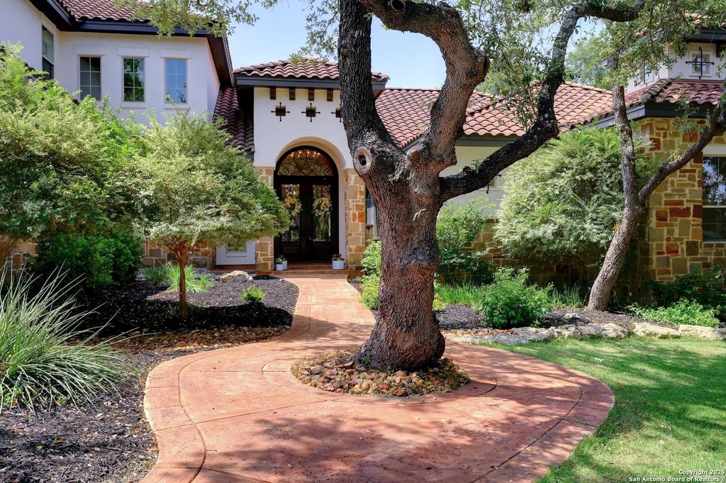 Photo of 133 Fair Springs, Boerne, TX 78006 (MLS # 1849190)