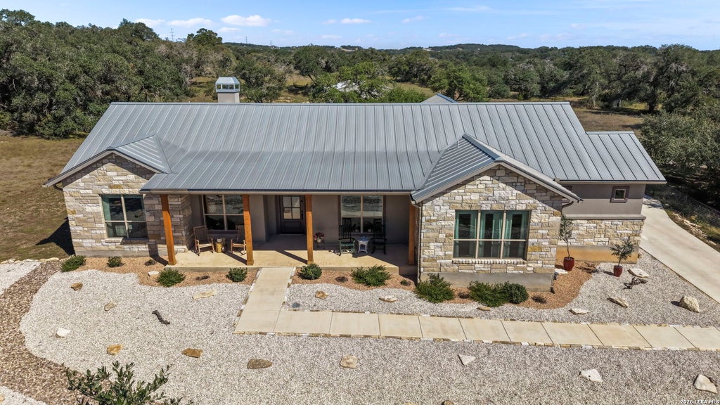 Photo of 924 ANNABELLE AVE, Bulverde, TX 78163 (MLS # 2023542)