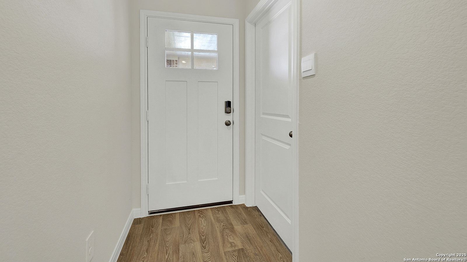 204 RAYMONDVILLE PATH