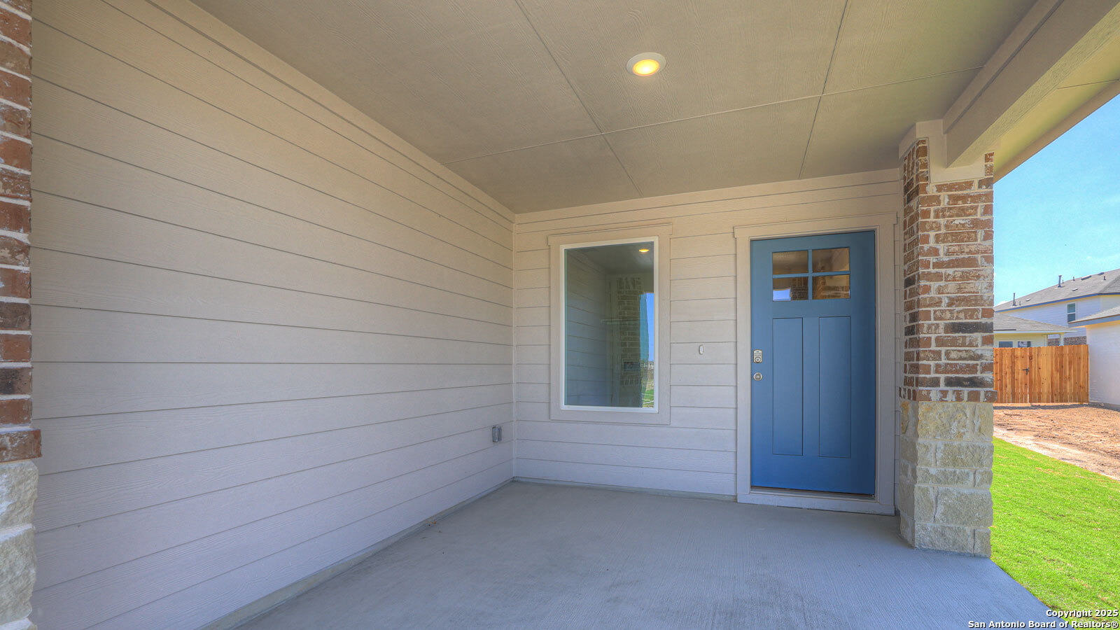 204 RAYMONDVILLE PATH