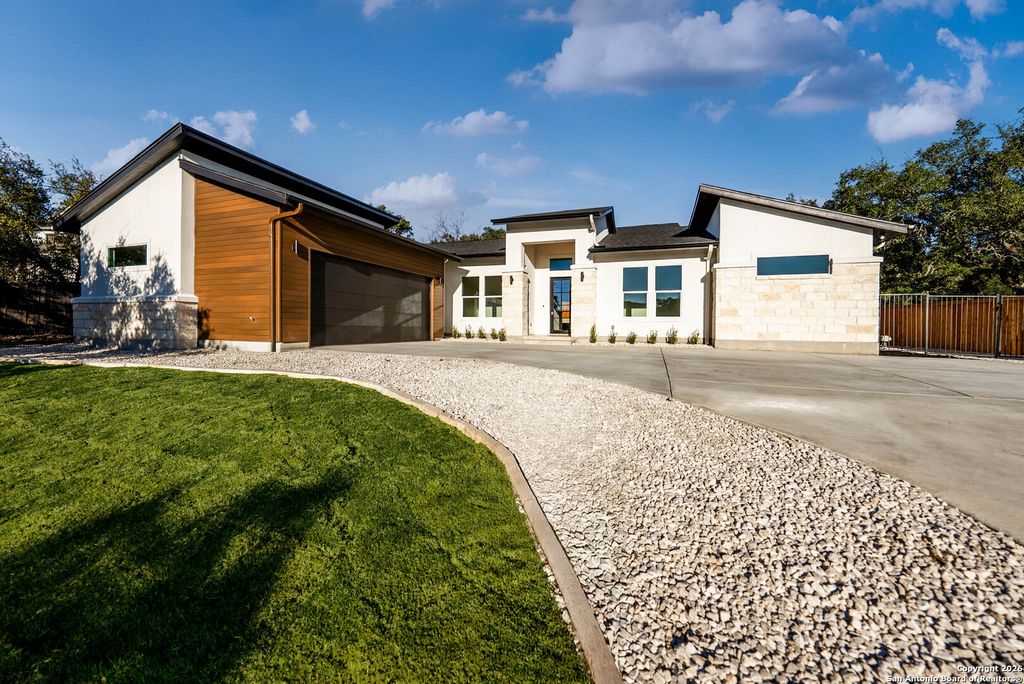 Photo of 26058 White Eagle, San Antonio, TX 78260 (MLS # 1927631)