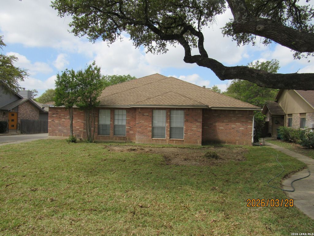 Photo of 13815 PARKSITE WOODS, San Antonio, TX 78249 (MLS # 1940682)