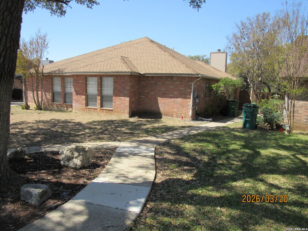 Photo of 13815 PARKSITE WOODS, San Antonio, TX 78249 (MLS # 1940682)