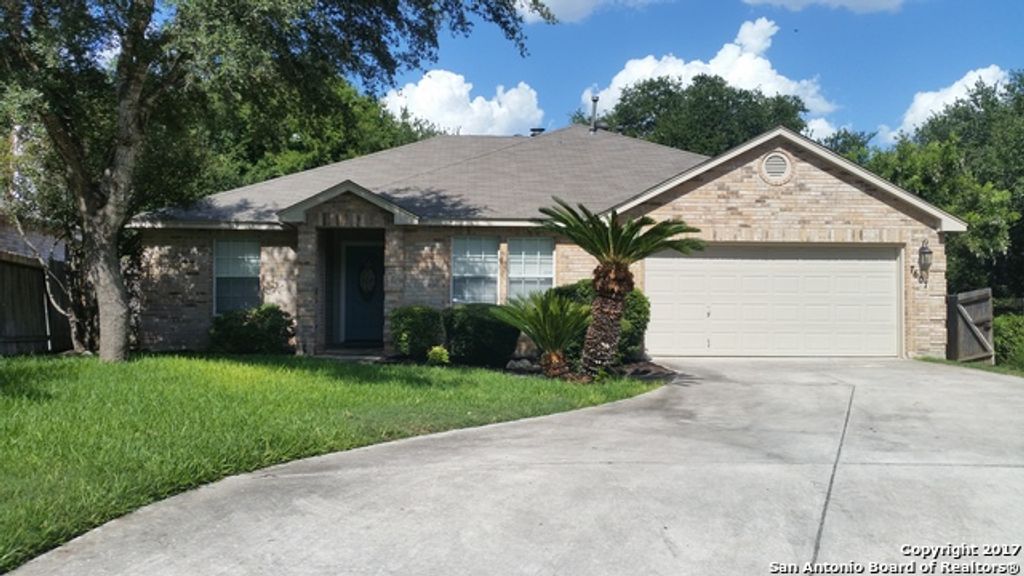 Photo of 7607 BRAUN CIR, San Antonio, TX 78250 (MLS # 1956660)