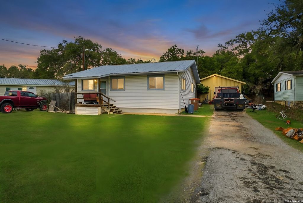 Photo of 554 Orbit, Canyon Lake, TX 78133 (MLS # 1943125)