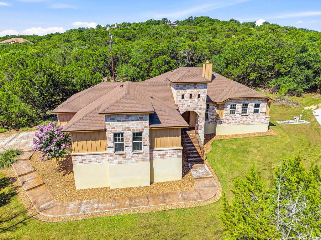 Photo of 26907 BENT TRL, Boerne, TX 78006 (MLS # 2002904)
