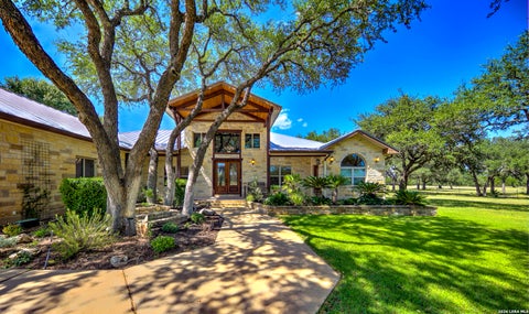 Photo of 224 ROLLING VIEW DR, Boerne, TX 78006 (MLS # 2010672)