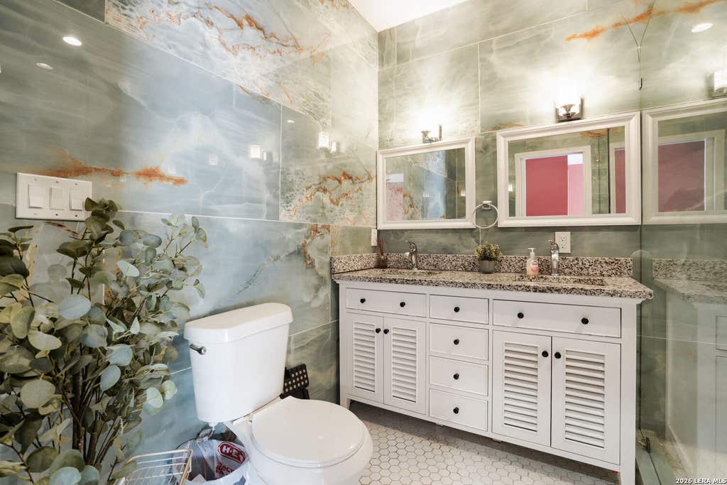 Photo of 1403 KENTUCKY AVE, San Antonio, TX 78201 (MLS # 2006980)