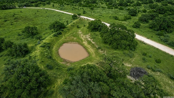 LITTLE DRY FRIO RD, LEAKEY, TX 78873 - Image d17c89b266879741c0de6cece5eaf400/1739856401