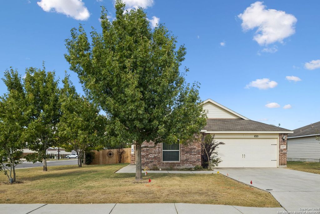 Photo of 2607 Diamondback, New Braunfels, TX 78130 (MLS # 1918217)
