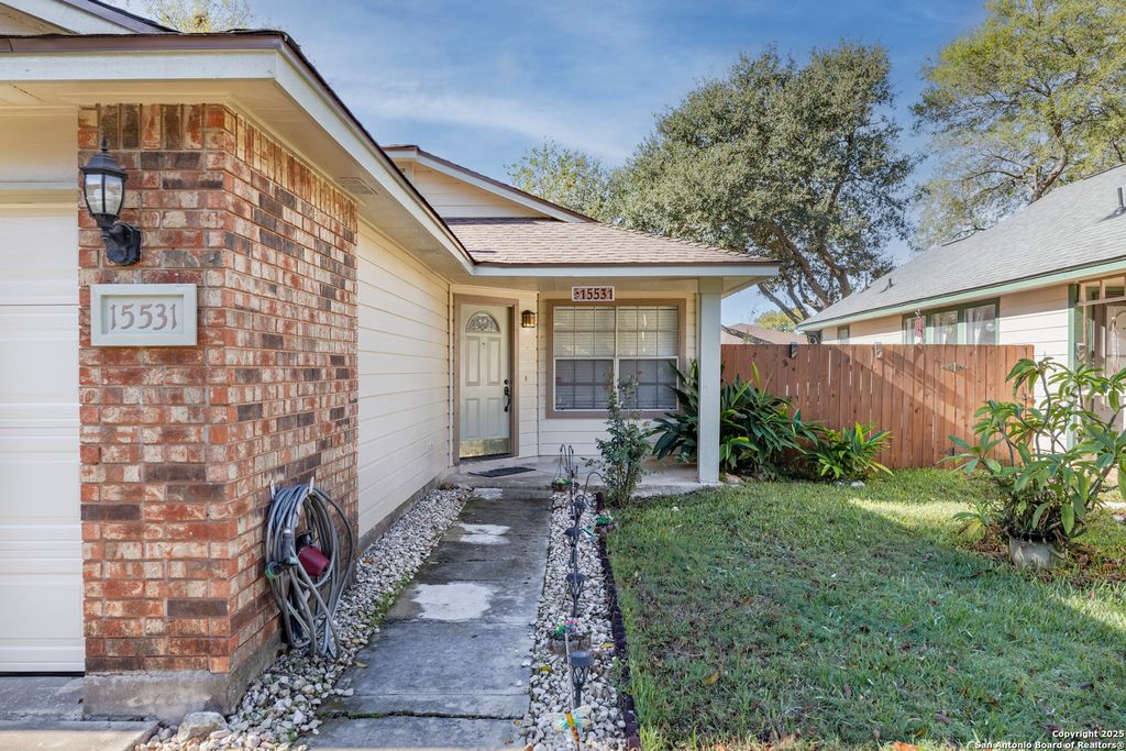Photo of 15531 Knollglade, San Antonio, TX 78247 (MLS # 1925421)