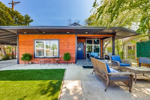 1002 LEE HALL San Antonio TX 78201