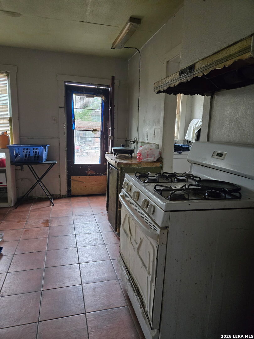 Photo of 545 Cottonwood, San Antonio, TX 78225 (MLS # 2015768)