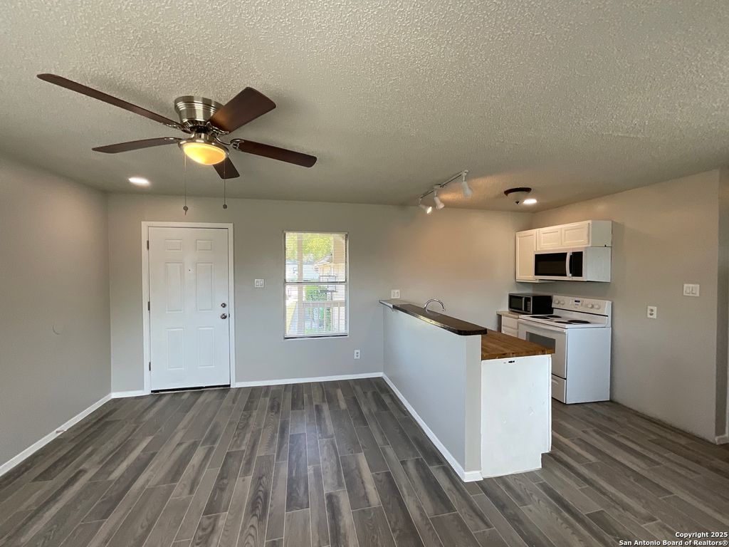 Photo of 2319 OBSERVATION 3 #3, San Antonio, TX 78227 (MLS # 1917371)