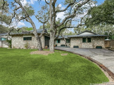 A home in Hollywood Park