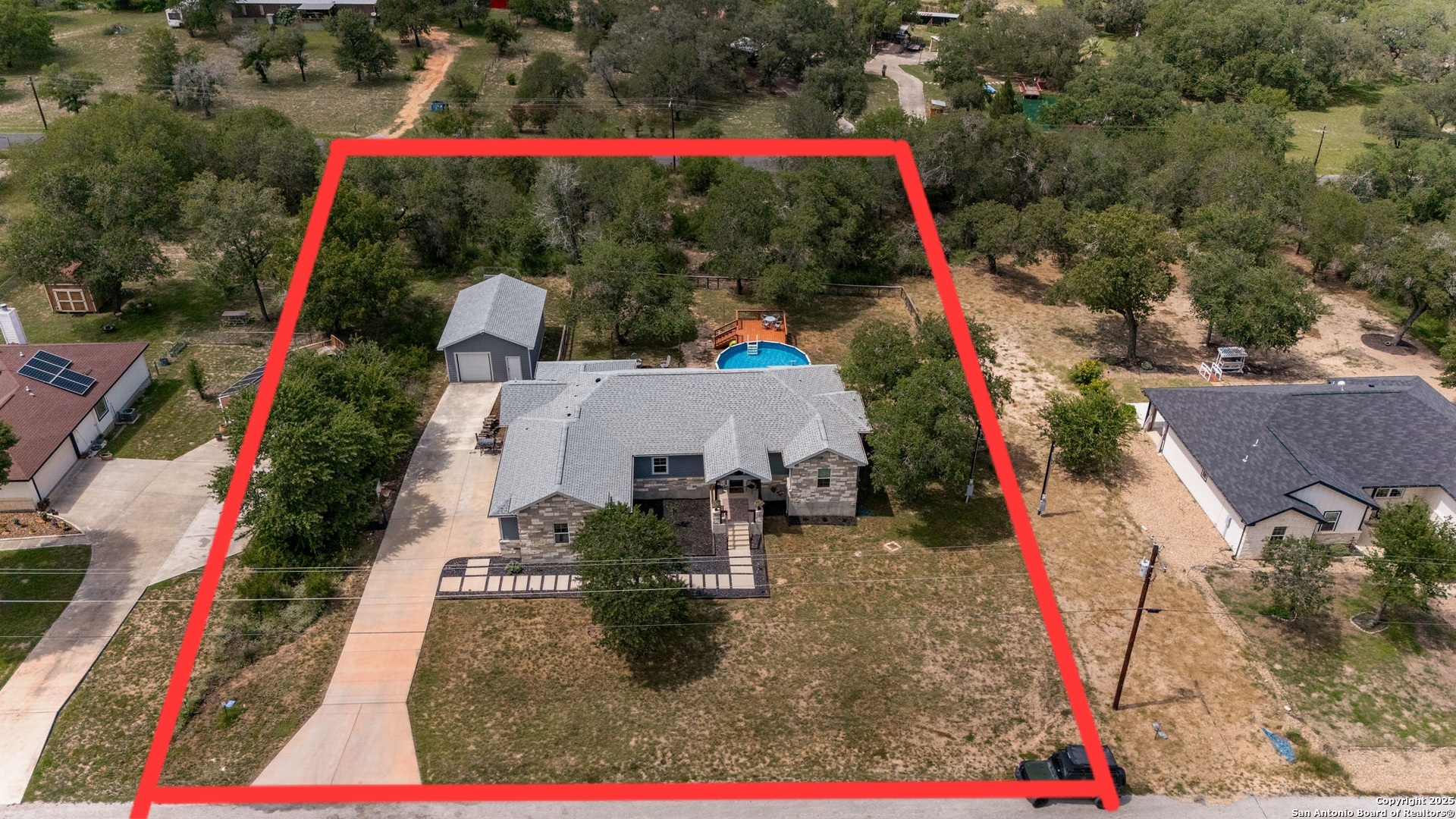 315 LOG CABIN WAY