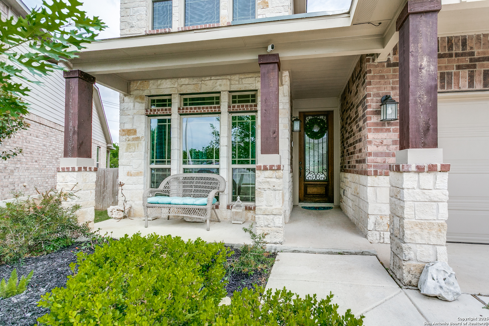 2901 Sunset Summit